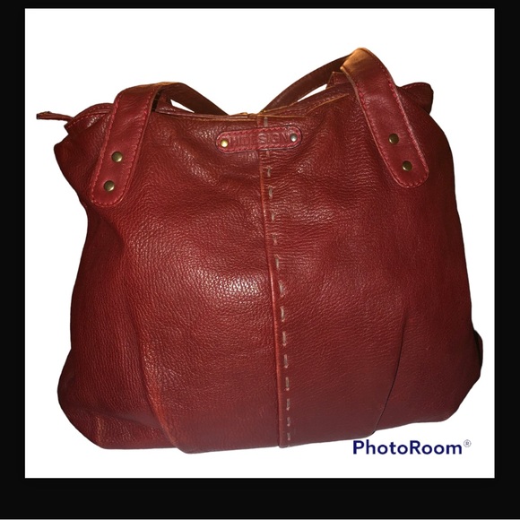 Hidesign Gen Leather Lrg Red Shoulder Bag w/gld hardware Good Preloved Condition - Picture 3 of 15